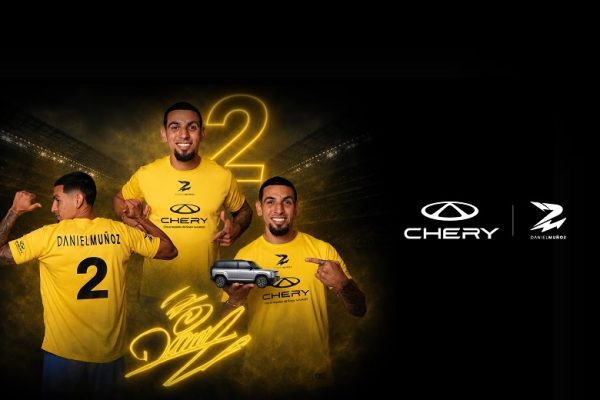 El futbolista Daniel Muñoz se convierte en el nuevo embajador de Chery Colombia