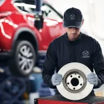 Guía Mazda: mantenimiento preventivo para viajar en carro con total seguridad