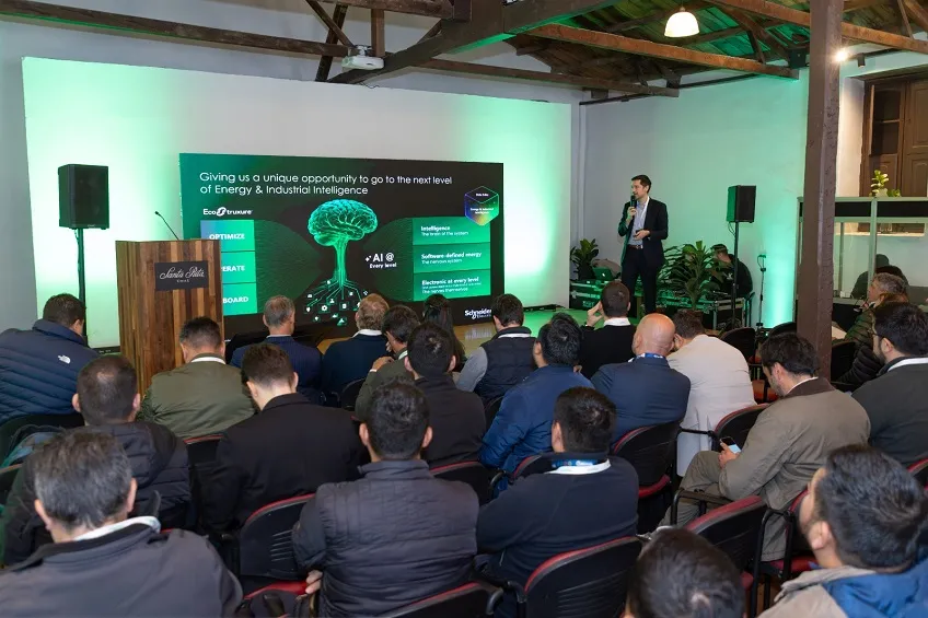 El auge de la inteligencia artificial impulsa la reconfiguración eléctrica y térmica en la infraestructura de los data centers