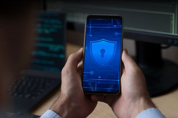 La seguridad perimetral moderna como estrategia preventiva en corporaciones de Latinoamérica