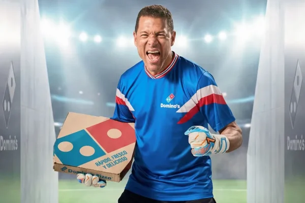 Domino’s Pizza convierte la conversación futbolera en una experiencia para todos