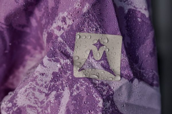 Topara inaugura en Bogotá un laboratorio interactivo de tecnología textil outdoor