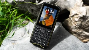 El nuevo Ulefone Armor Mini 5 combina teclado físico y pantalla táctil bajo un ecosistema Android resistente
