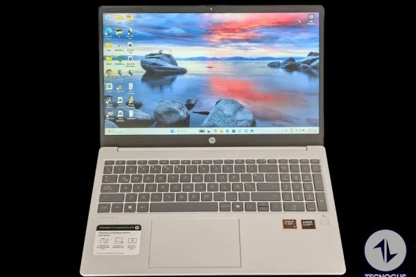 Review HP OmniBook 3 NGAI 15