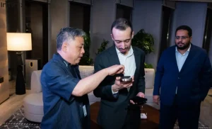 Infinix presenta la nueva serie NOTE 60 en Arabia Saudita con innovaciones en conectividad satelital y diseño automovilístico
