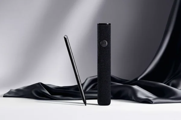 Motorola expande su ecosistema de accesorios en Colombia con el lanzamiento del lápiz digital Moto Pen Ultra