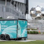 Hisense y KultureCity despliegan zonas de regulación sensorial equipadas con pantallas de alta resolución para los asistentes al Mundial de fútbol