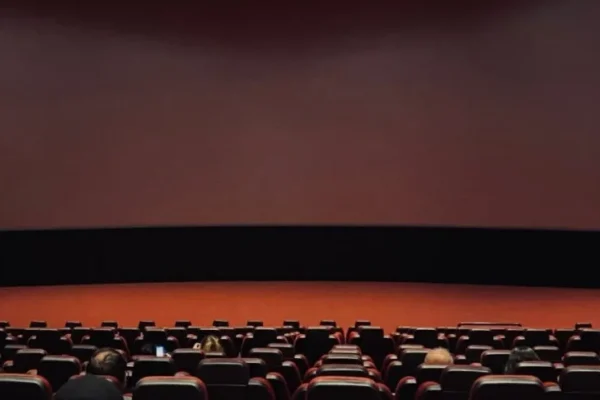 Advierten sobre estafas en línea y clonación de páginas de cine por el estreno de Spider-Man