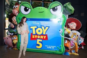 Belkin lanza en Colombia la funda para iPad de Toy Story 5 inspirada en el personaje Lilypad