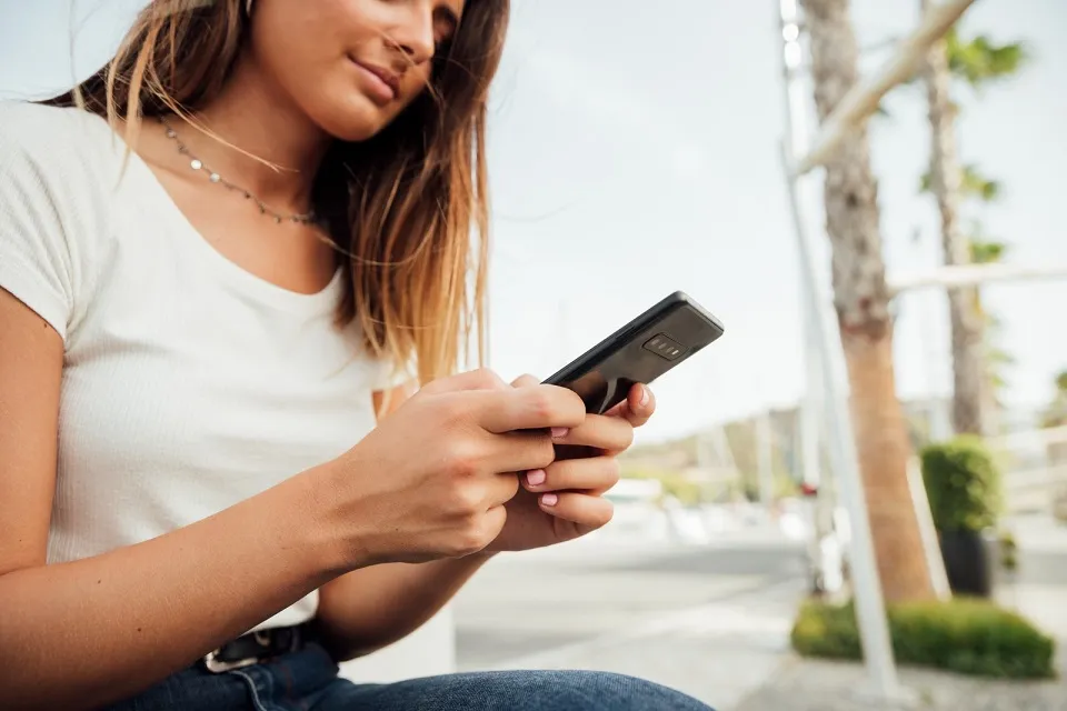 El despliegue de las redes 5G en Colombia no obliga a una renovación inmediata de teléfonos móviles
