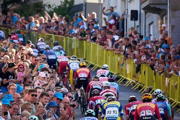 Cuatro pruebas clave del ciclismo de ruta europeo se transmitirán en exclusiva por DSPORTS durante agosto