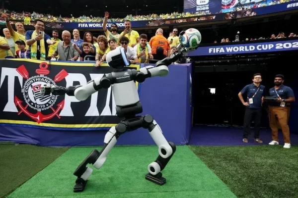 Hyundai y Boston Dynamics despliegan al robot humanoide Atlas en la Copa Mundial de la FIFA 2026
