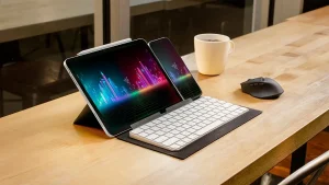 Soporte multiángulo y cuero sintético: Razer introduce la funda Travel Case Folio para teclados y consolas portátiles