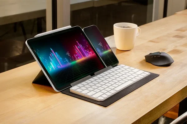 Soporte multiángulo y cuero sintético: Razer introduce la funda Travel Case Folio para teclados y consolas portátiles