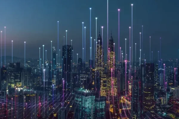 La aceleración de los ciberataques a 22 segundos impulsa una alianza global para proteger la infraestructura multinube y los entornos de inteligencia artificial