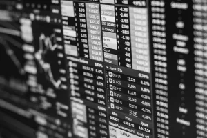 Los bancos gastan hasta un 70% de su presupuesto de tecnología solo en mantener sistemas antiguos