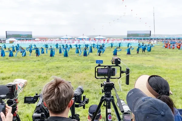 De las redes públicas colapsadas a la emisión en directo: vivo prueba el X300 Ultra como unidad móvil de transmisión