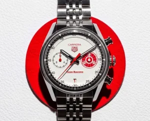 Inspiración en el automovilismo japonés y edición limitada a 150 piezas: TAG Heuer devela el nuevo Carrera Chronograph x Team Ikuzawa