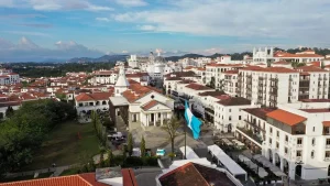 Ciudad Cayalá despliega más de 2.000 cámaras con inteligencia artificial para la gestión de su espacio urbano
